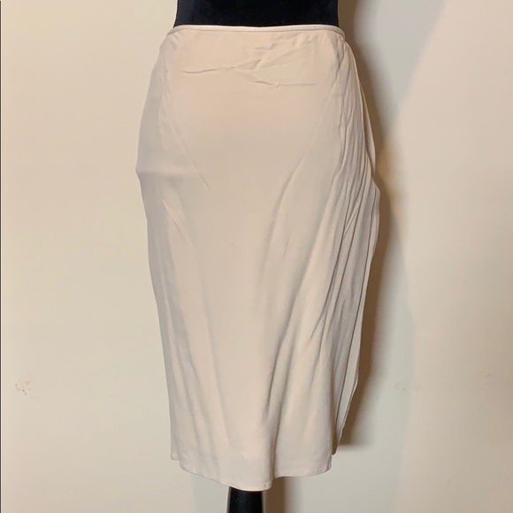 Rare! Uniqlo Hana Tajima beige wrap skirt, 8 - Picture 2 of 5